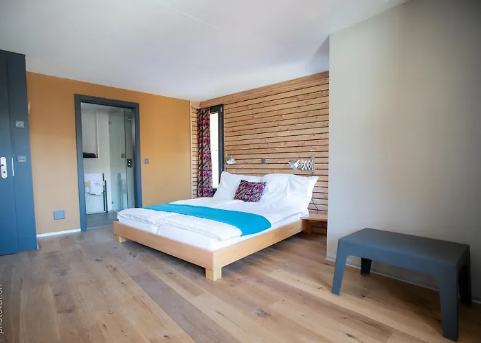 Bed and Breakfast La Tzavane 3*