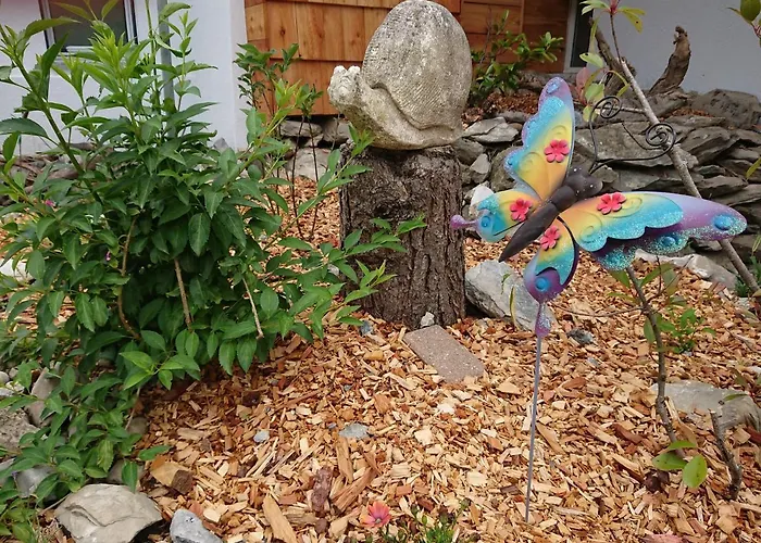 La Tzavane Bed and Breakfast 3*