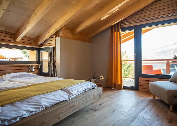 La Tzavane Bed and Breakfast 3*