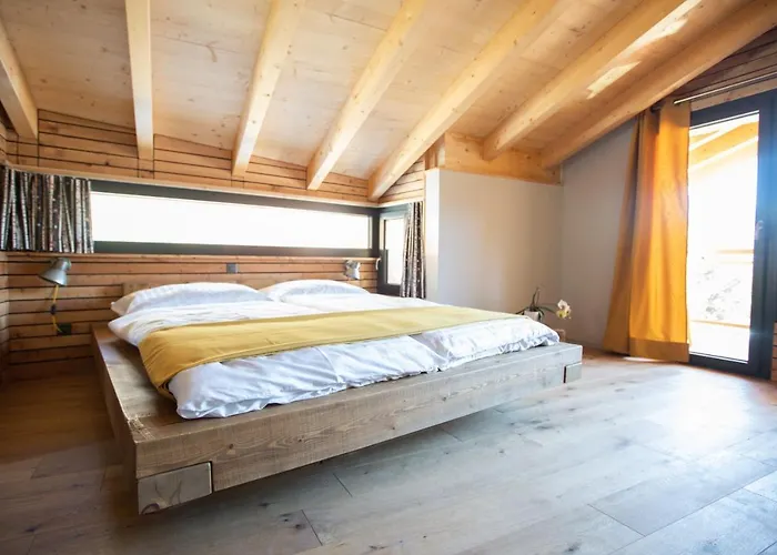 La Tzavane Bed and Breakfast 3*