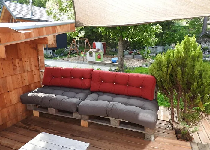 La Tzavane Bed and Breakfast