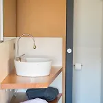 Bed & Breakfast La Tzavane 3*