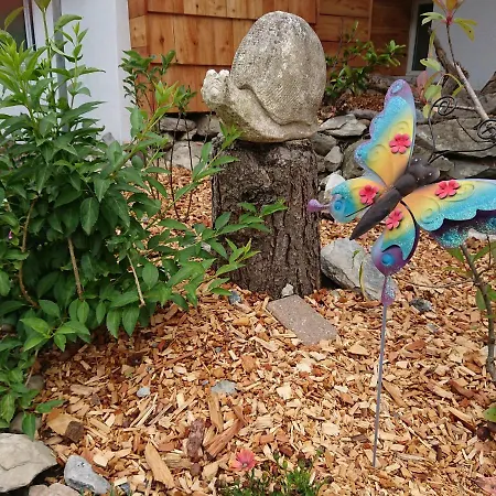 La Tzavane Bed & Breakfast 3*