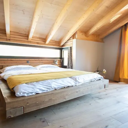 La Tzavane Bed & Breakfast 3*